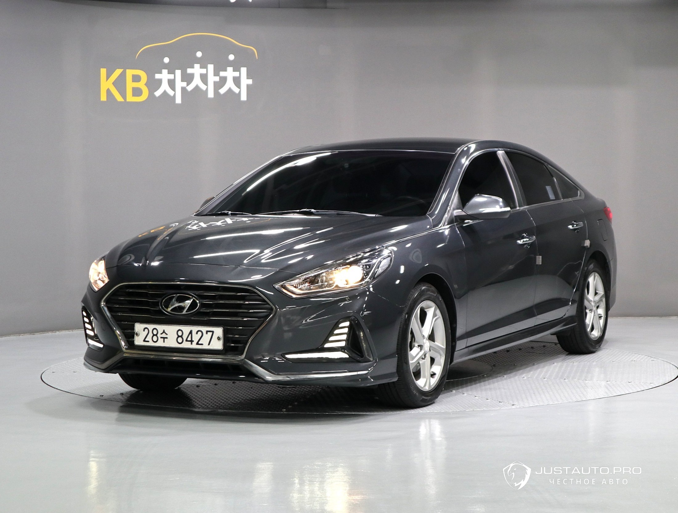 Автомобиль Hyundai Sonata