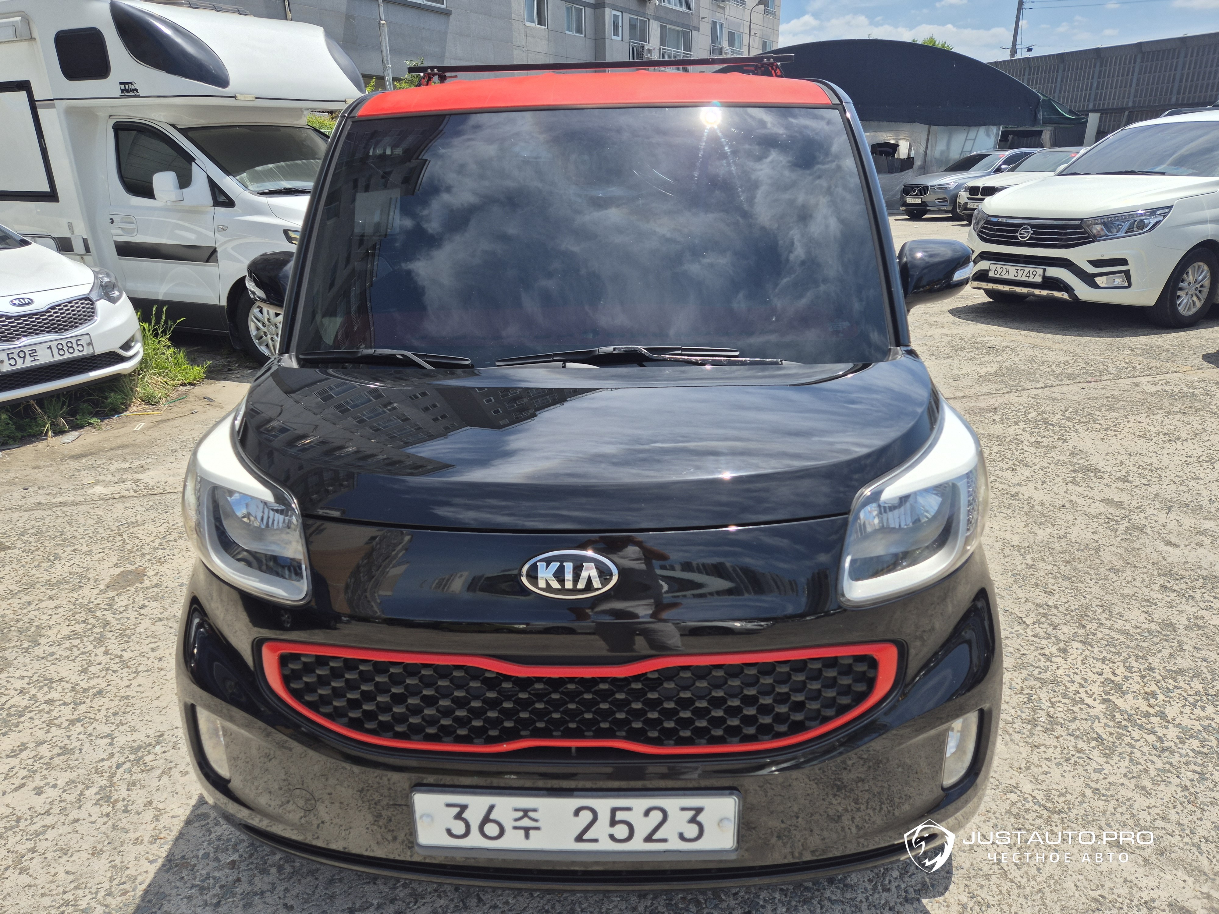 Автомобиль Kia RAY