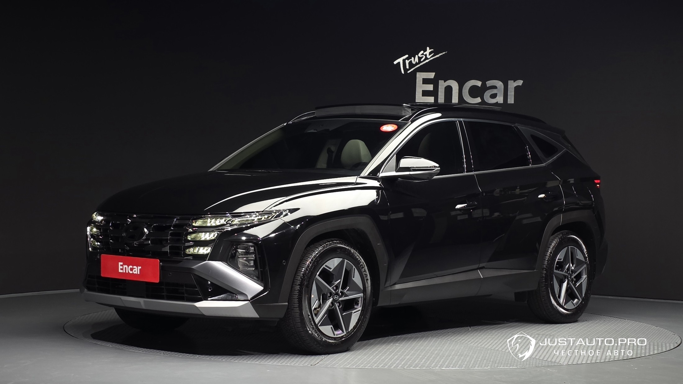 Автомобиль Hyundai Tucson