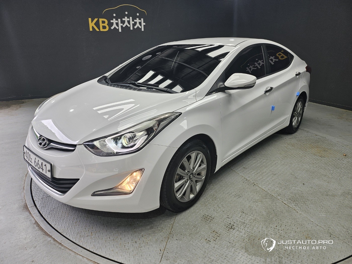 Автомобиль Hyundai AVANTE