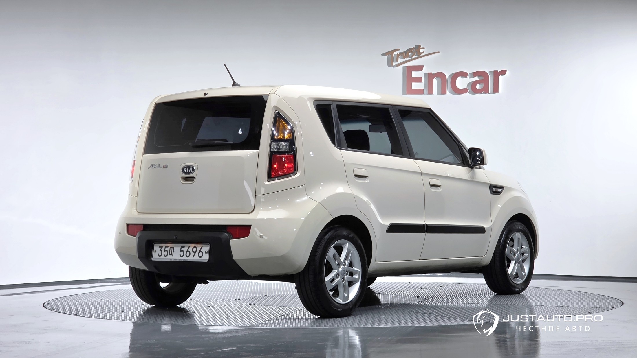 Автомобиль Kia Soul