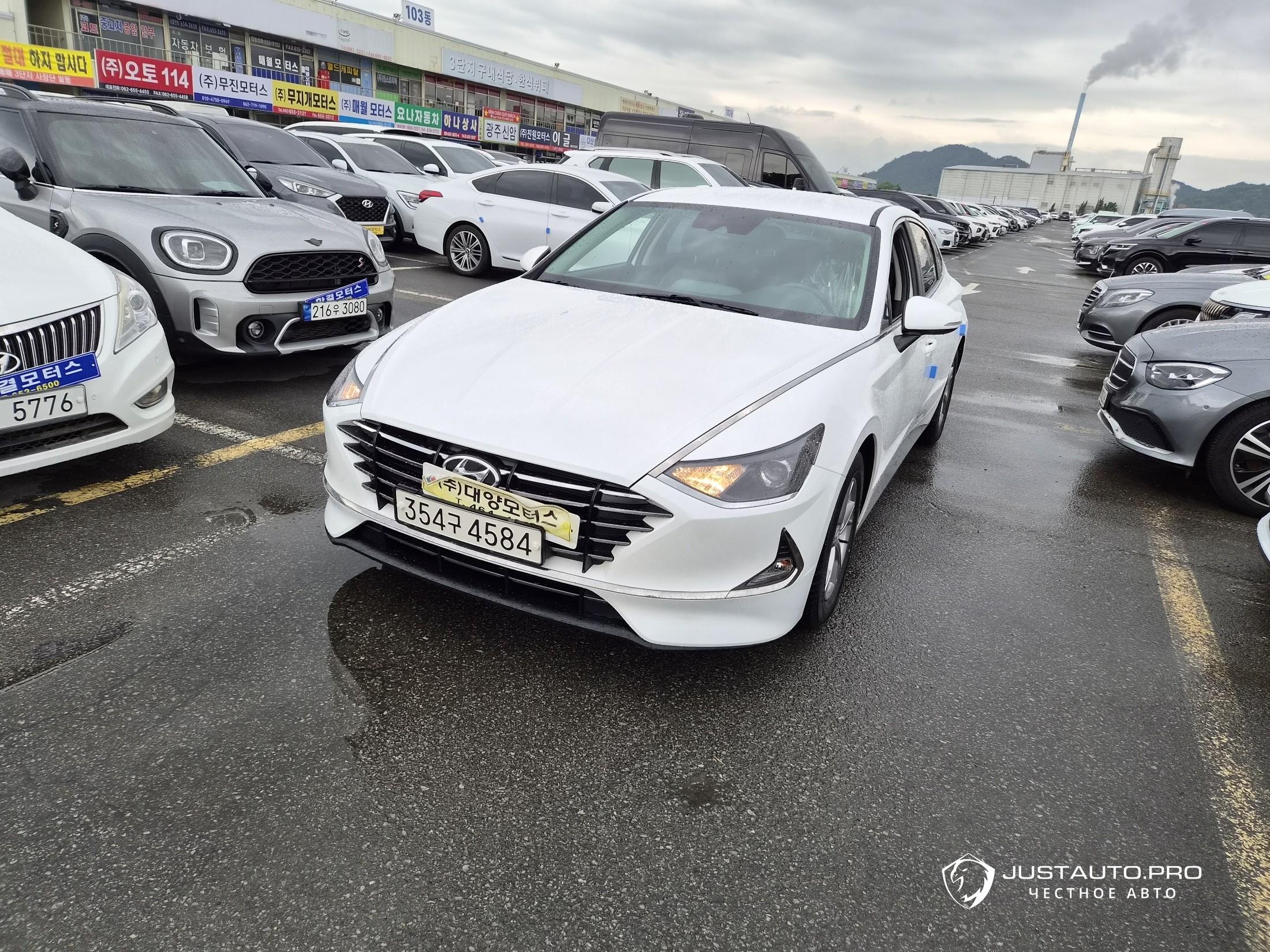 Автомобиль Hyundai Sonata