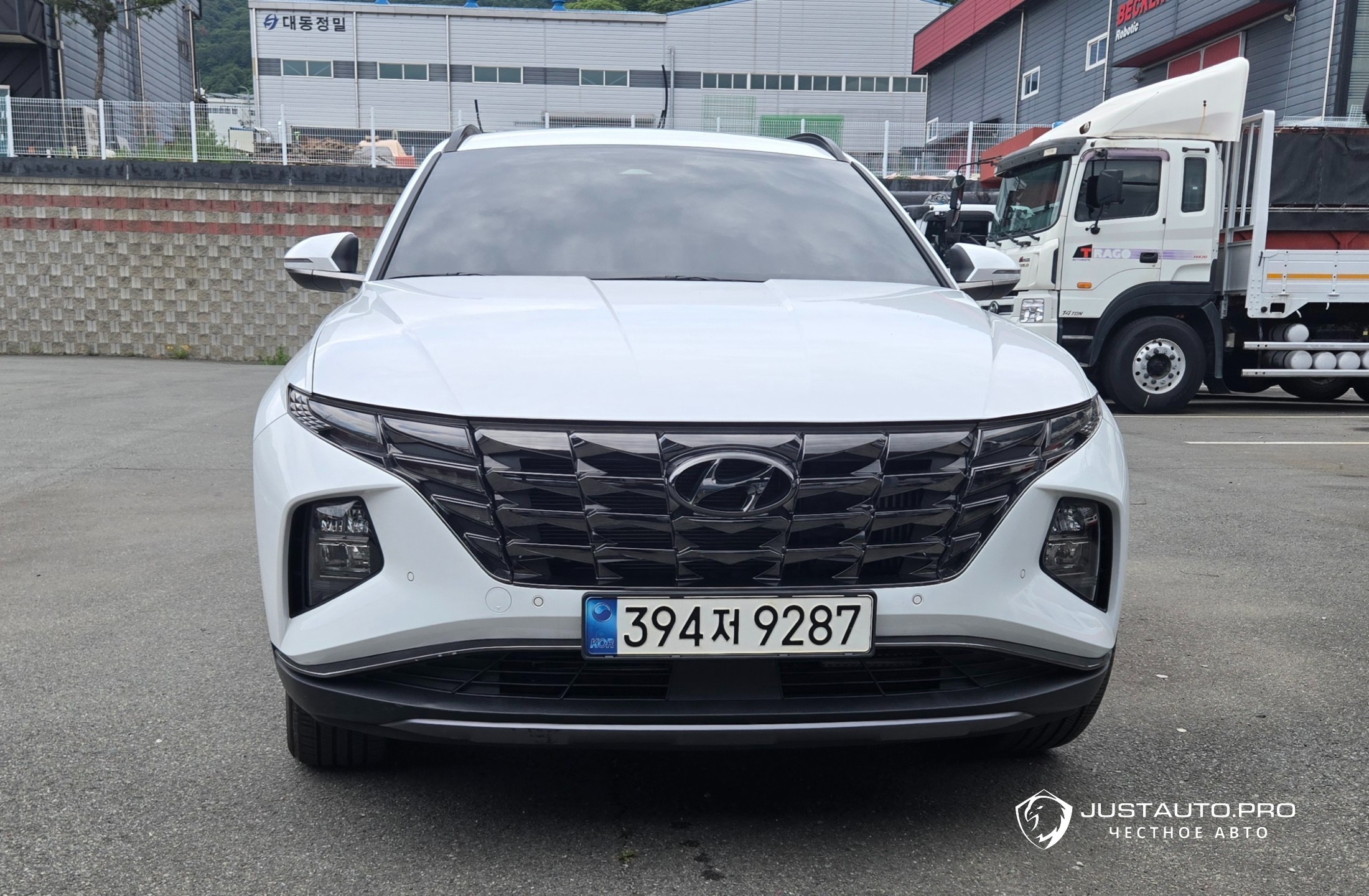 Автомобиль Hyundai Tucson