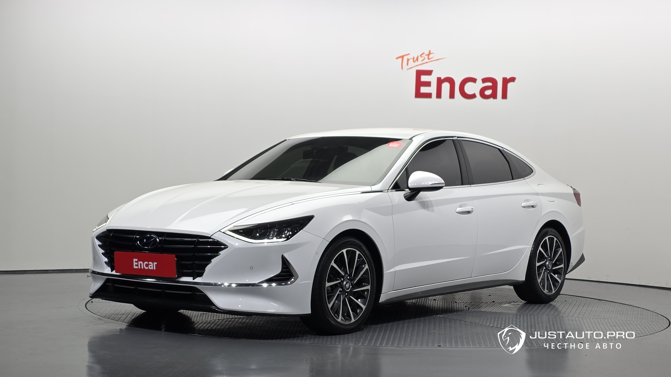 Автомобиль Hyundai Sonata