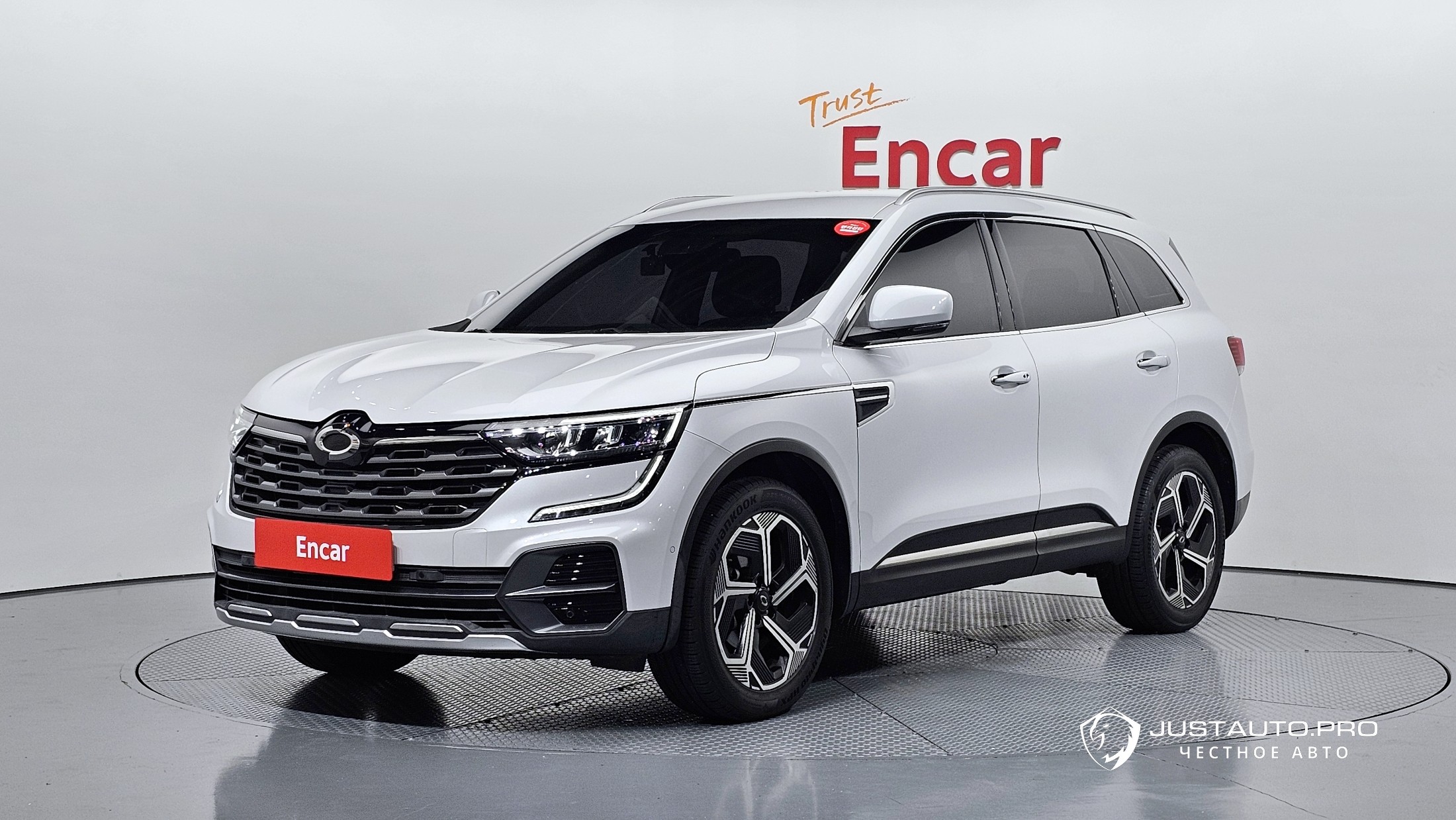 Автомобиль Renault-KoreaSamsung QM6