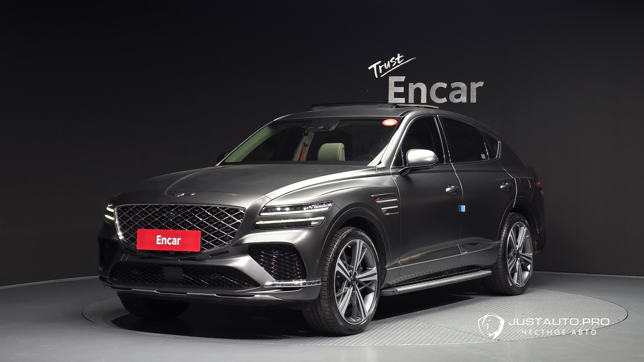 Автомобиль Genesis GV80