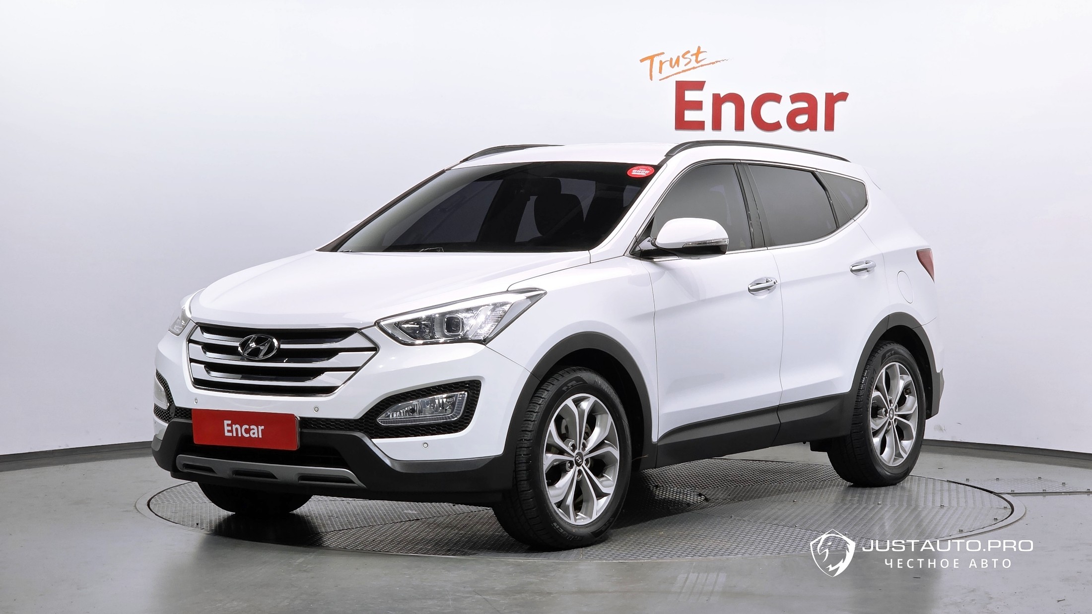 Автомобиль Hyundai Santafe