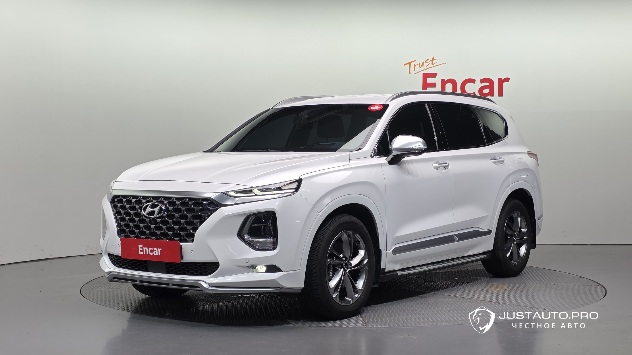 Автомобиль Hyundai Santafe