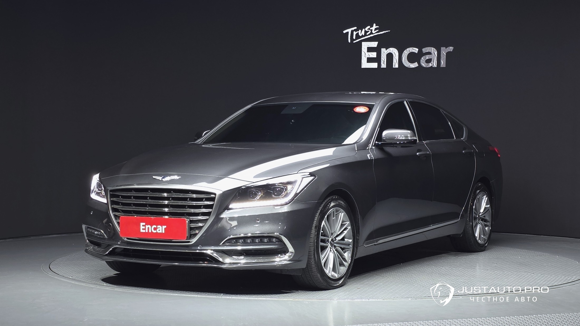 Автомобиль Genesis G80