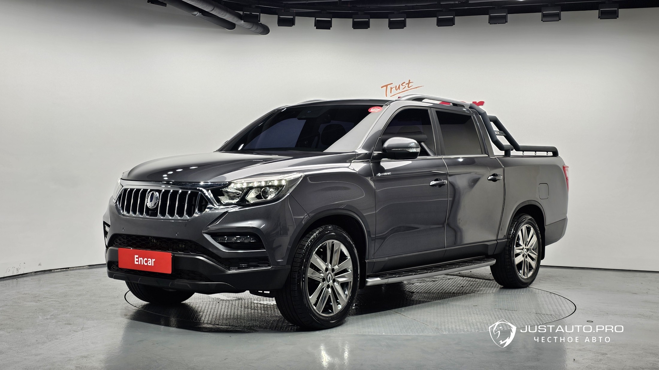 Автомобиль KG_Mobility_Ssangyong Rexton