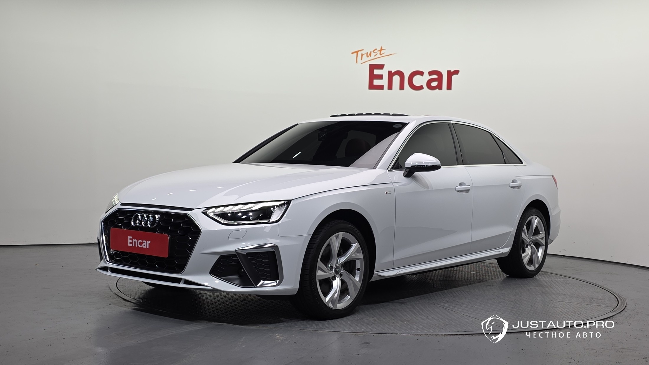 Автомобиль Audi A4