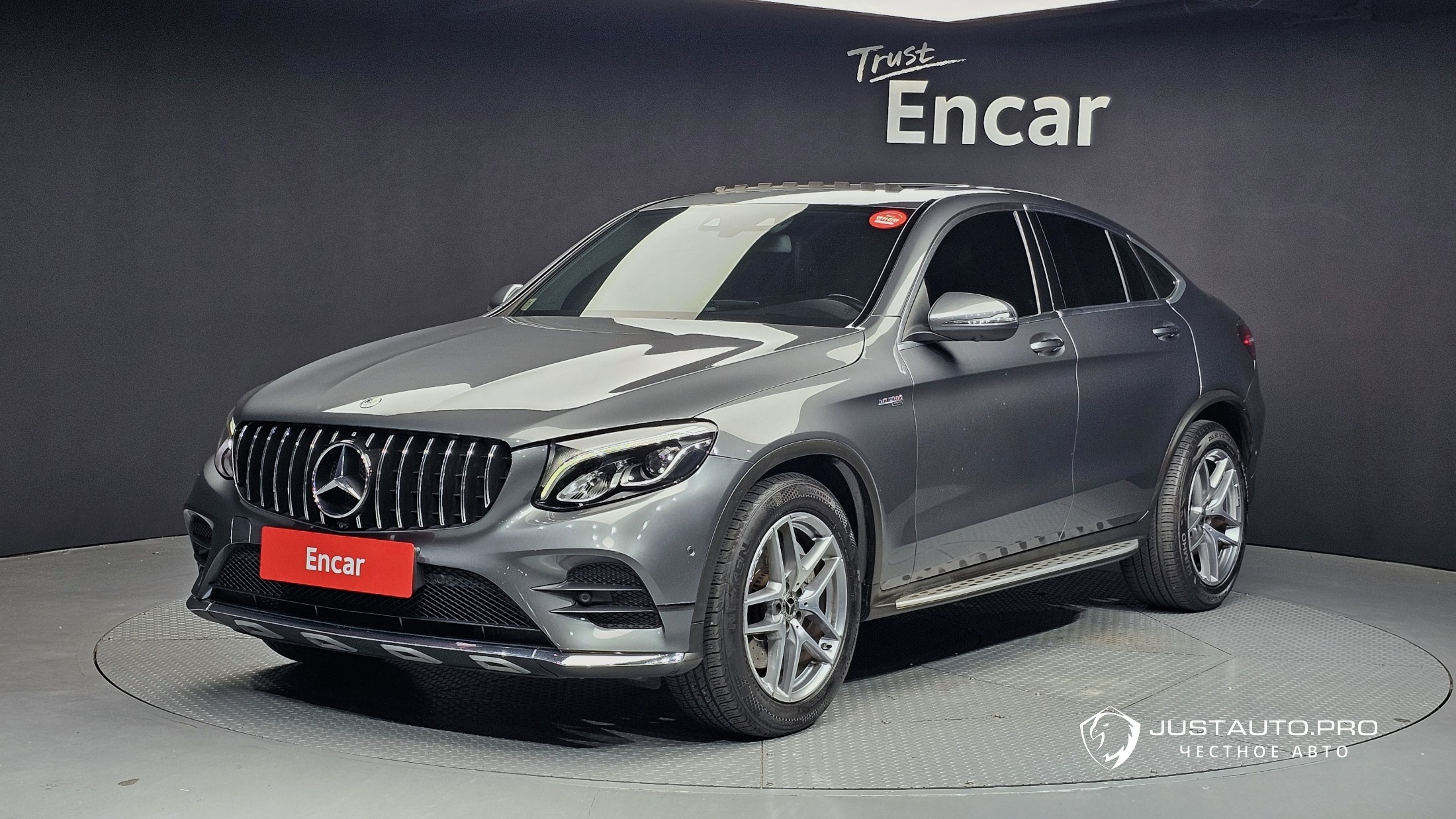 Автомобиль Mercedes-Benz GLC-Class