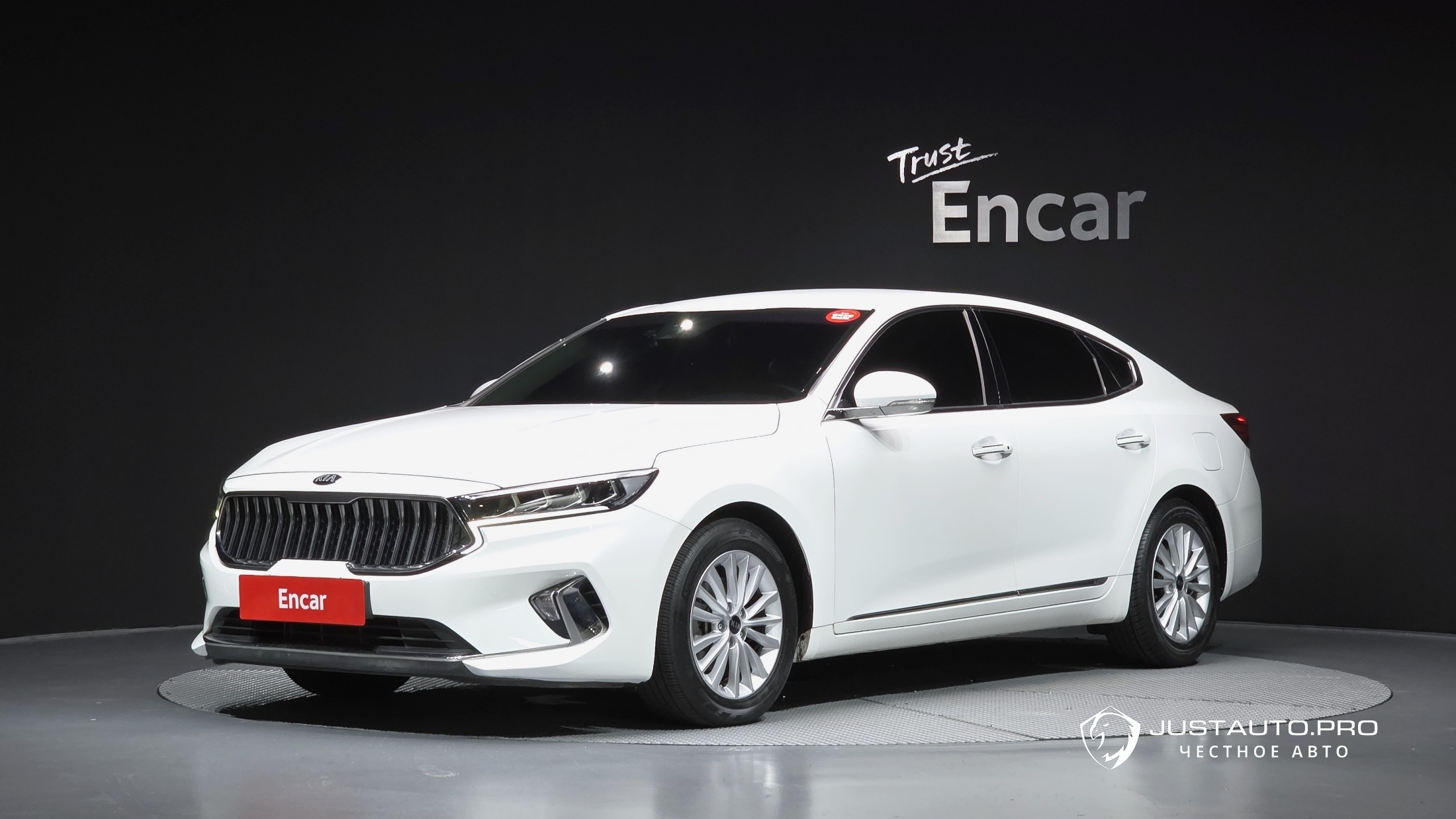 Автомобиль Kia K7