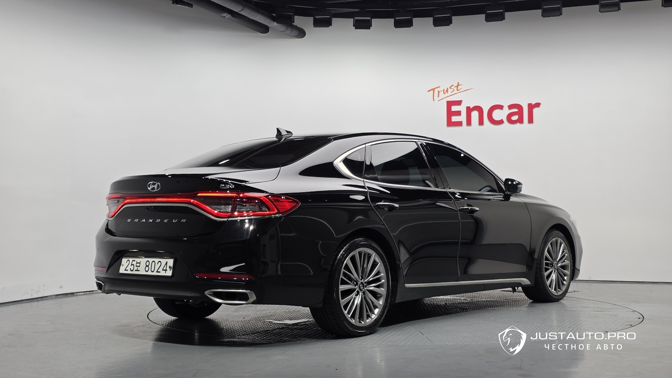 Автомобиль Hyundai Grandeur