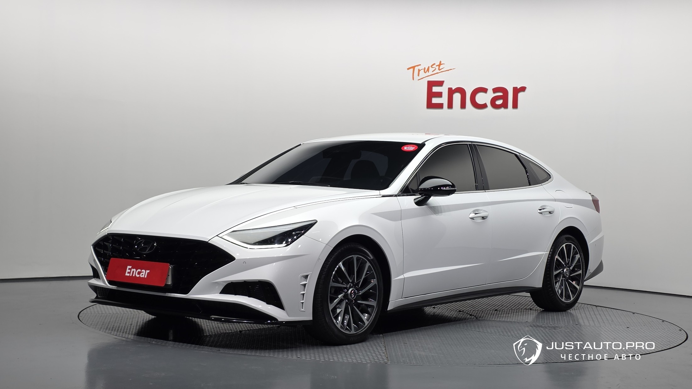 Автомобиль Hyundai Sonata