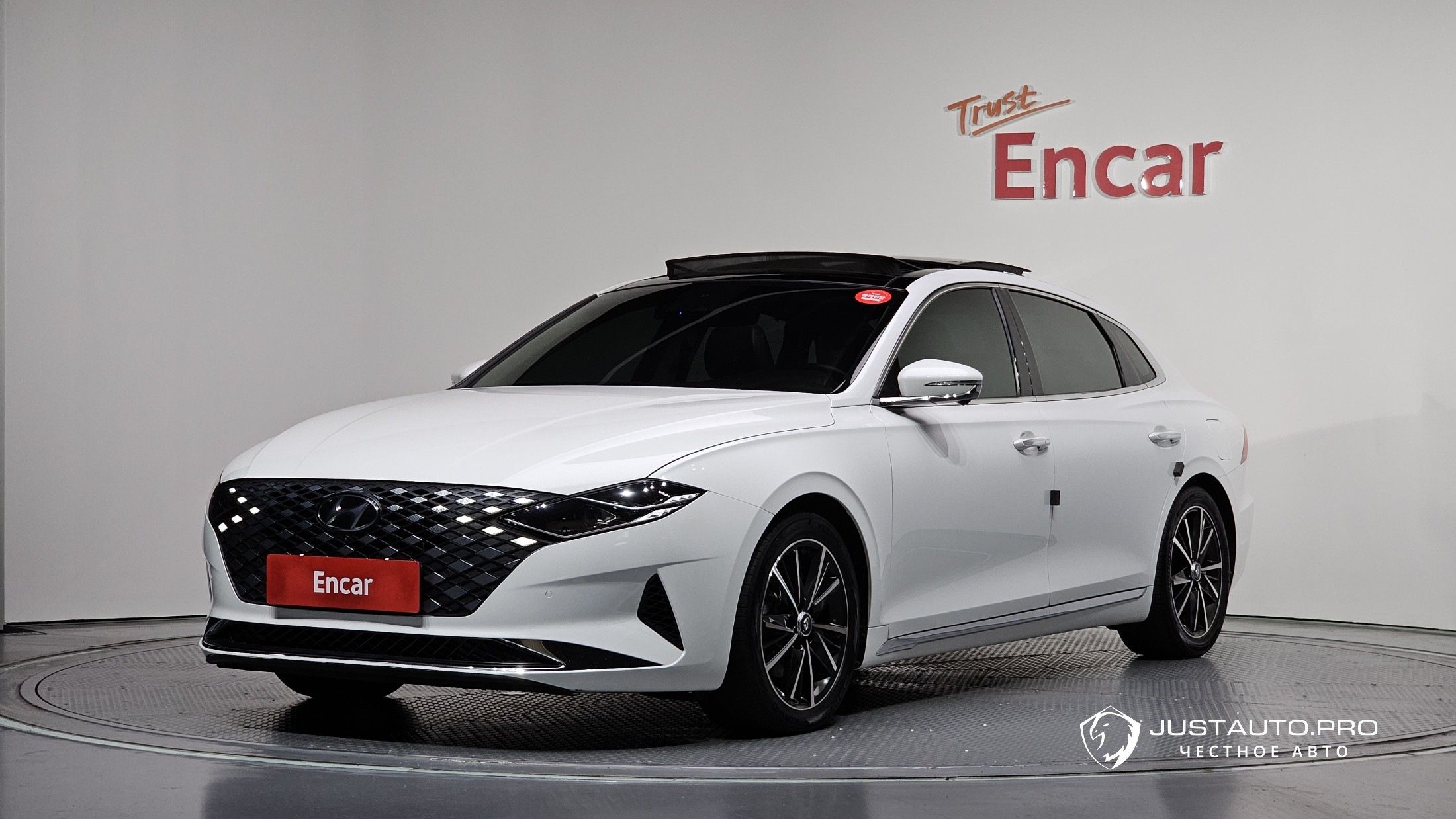 Автомобиль Hyundai Grandeur