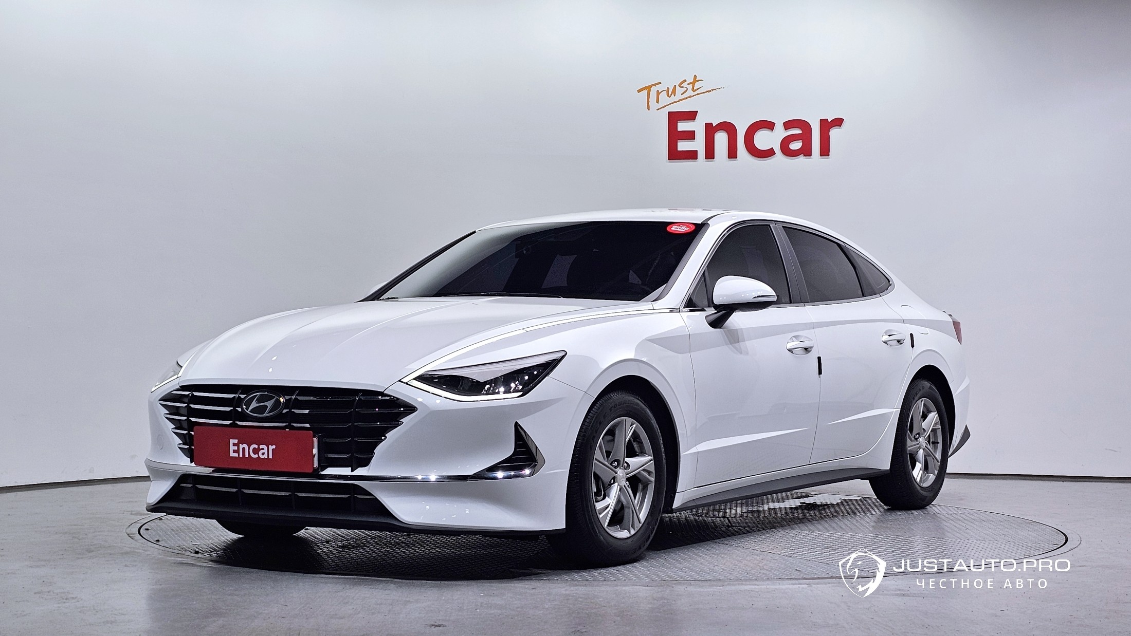 Автомобиль Hyundai Sonata