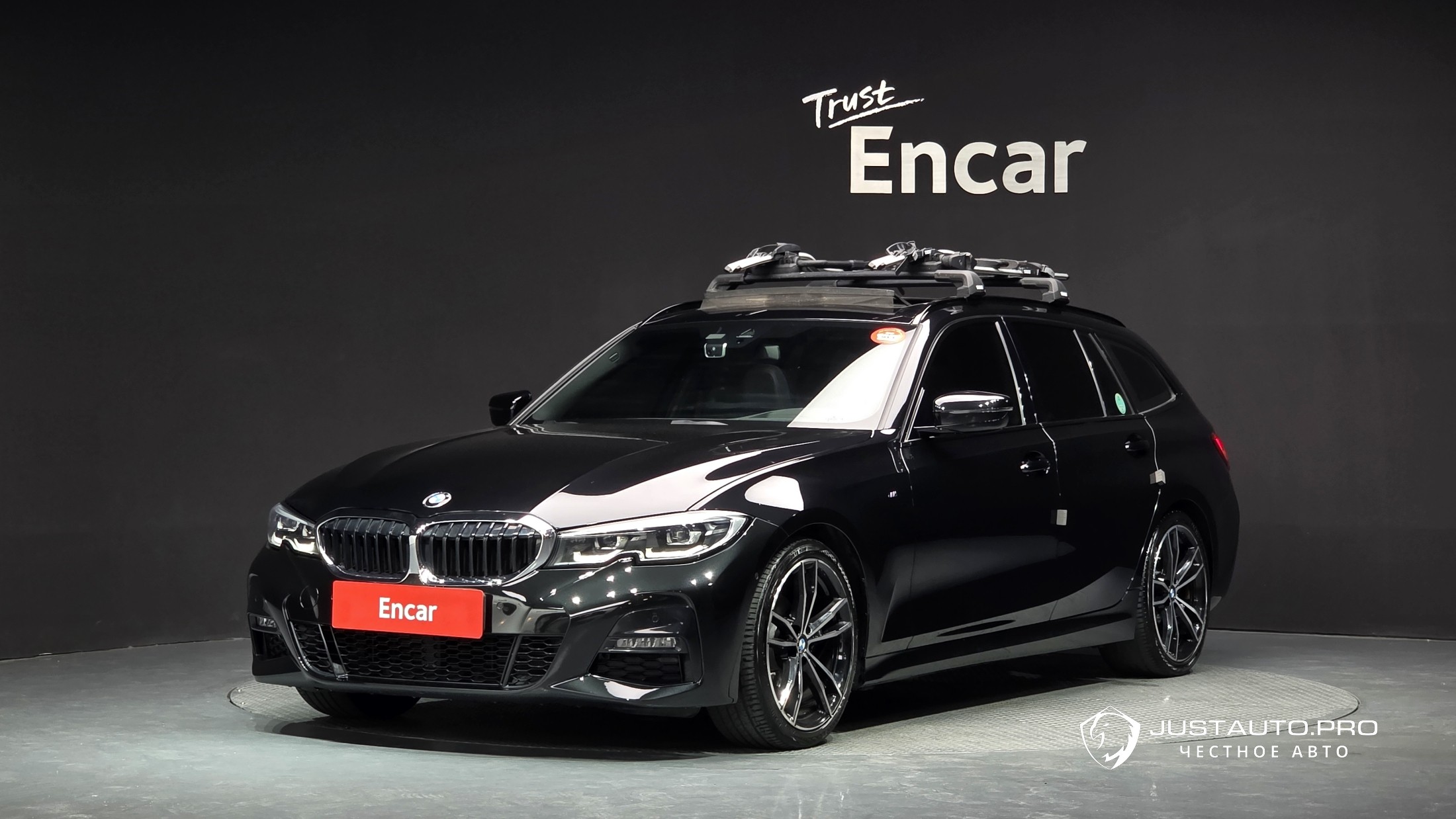 Автомобиль BMW 3-Series