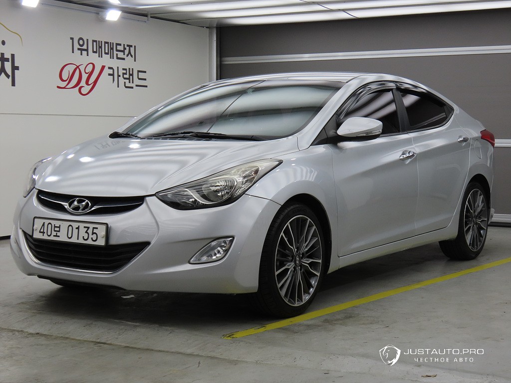 Автомобиль Hyundai AVANTE