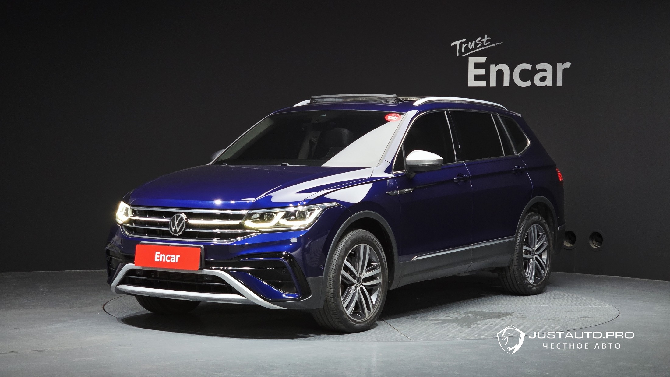 Автомобиль Volkswagen Tiguan