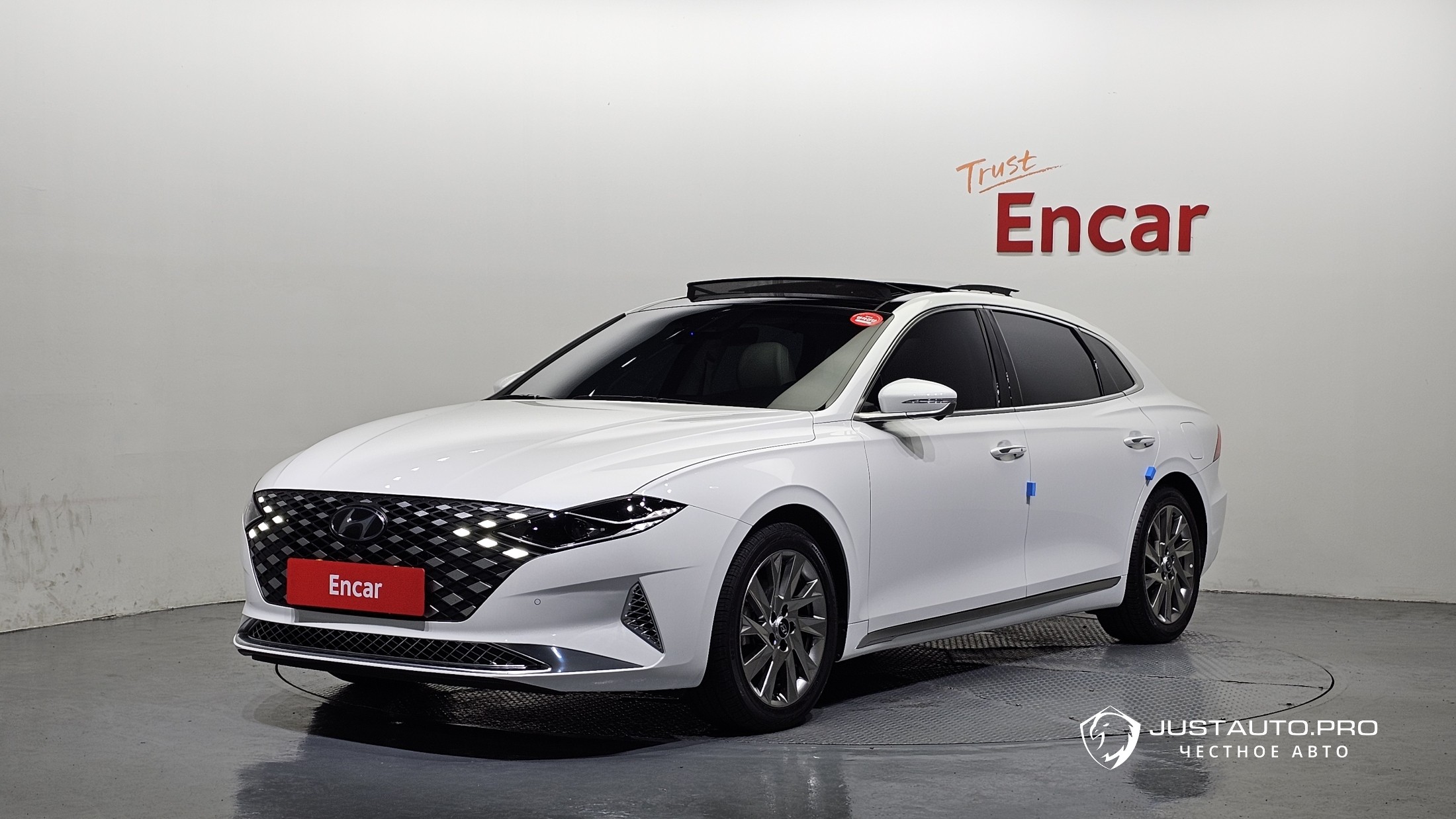Автомобиль Hyundai Grandeur
