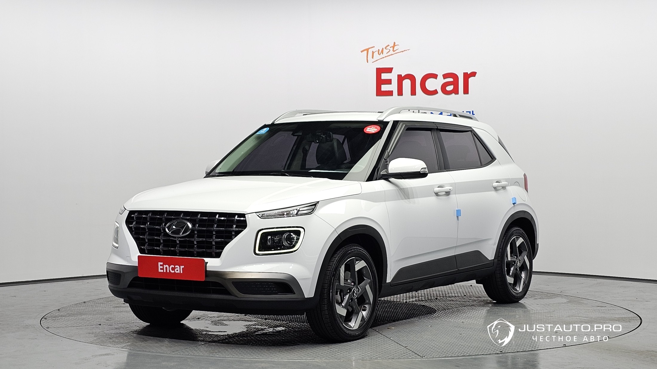 Автомобиль Hyundai Venue