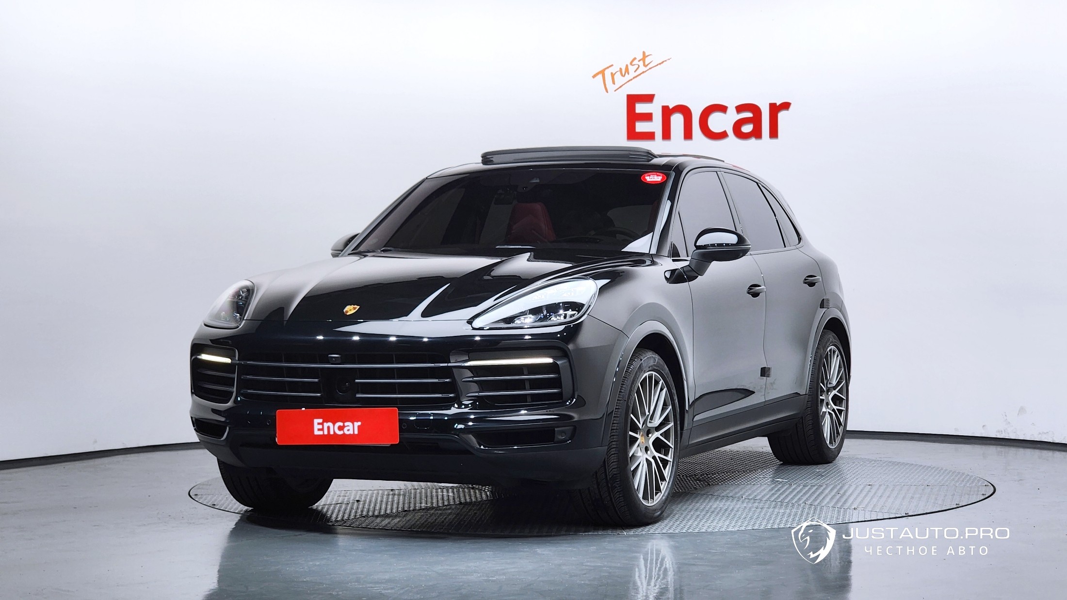 Автомобиль Porsche Cayenne