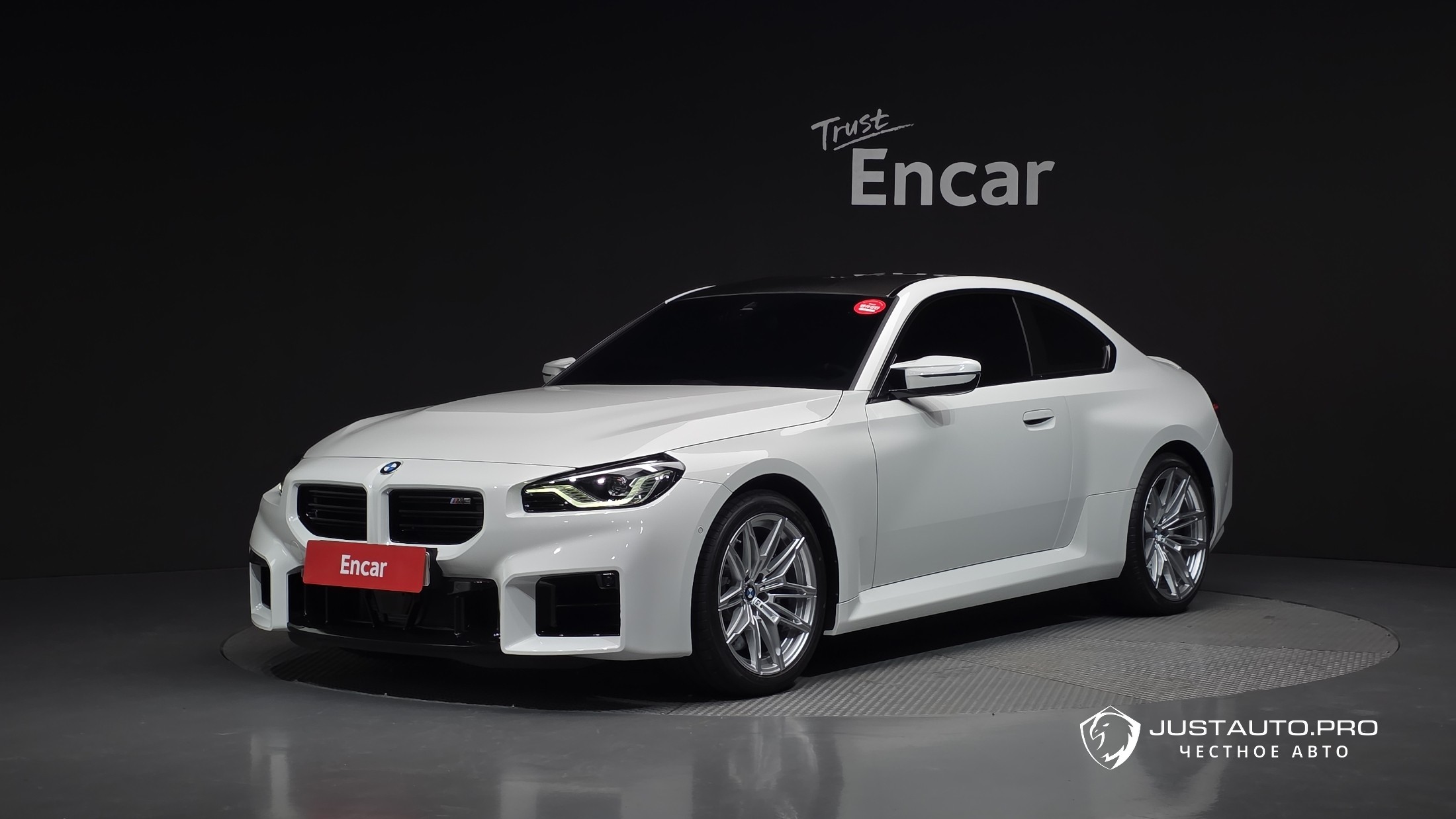 Автомобиль BMW M2