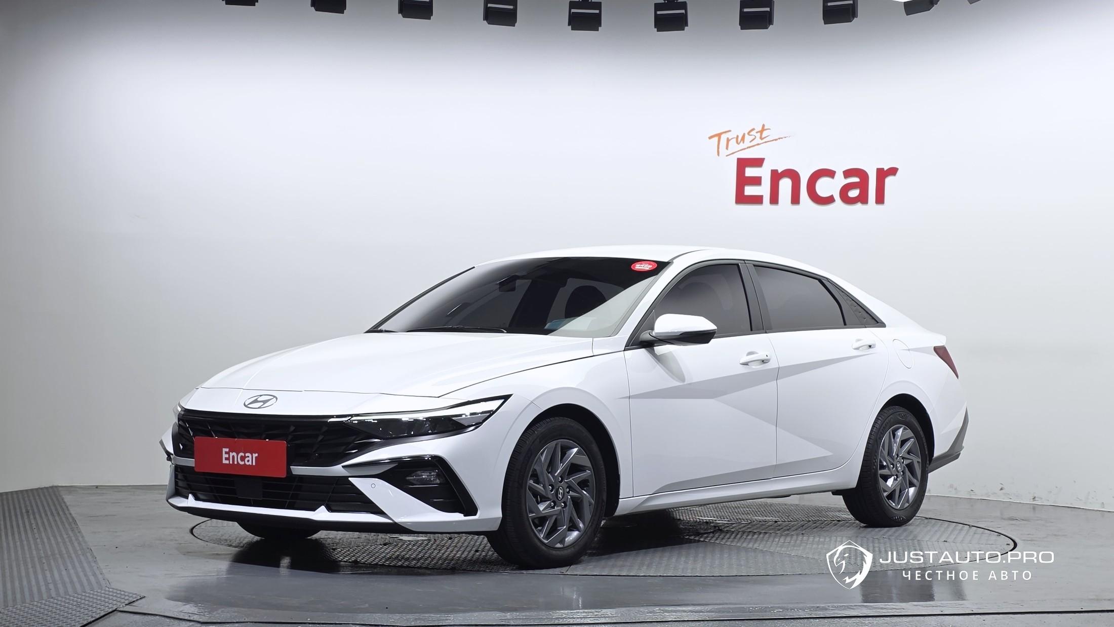 Автомобиль Hyundai AVANTE