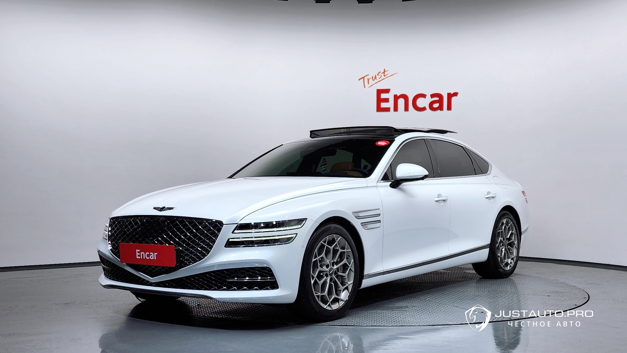 Автомобиль Genesis G80