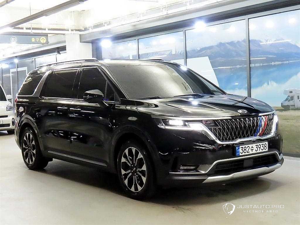 Автомобиль Kia Canival