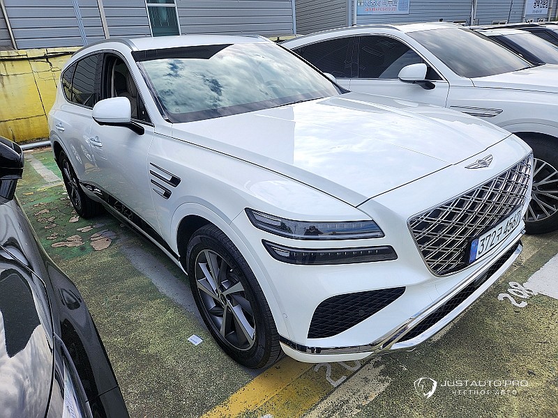 Автомобиль Genesis GV80