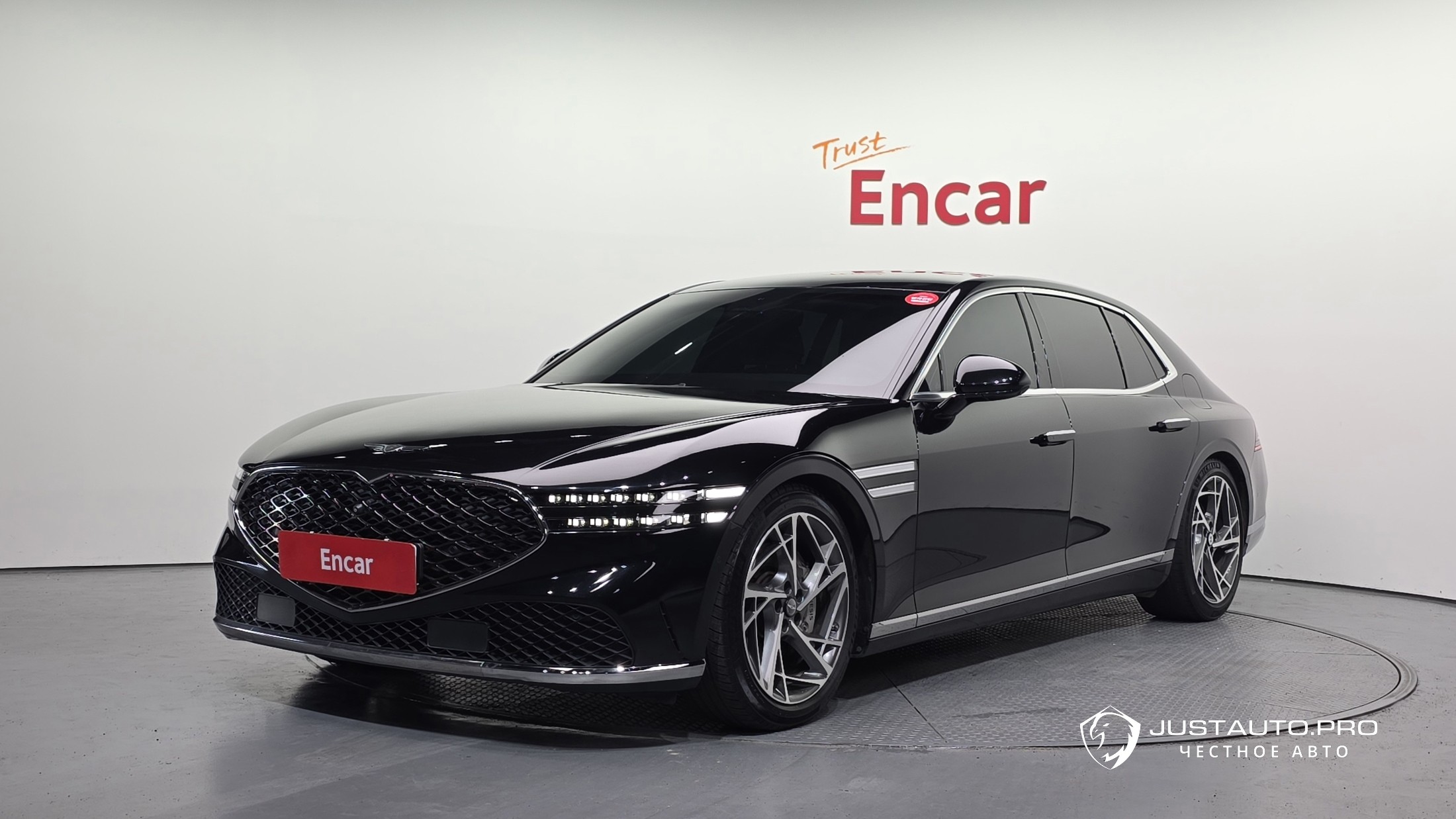 Автомобиль Genesis G90