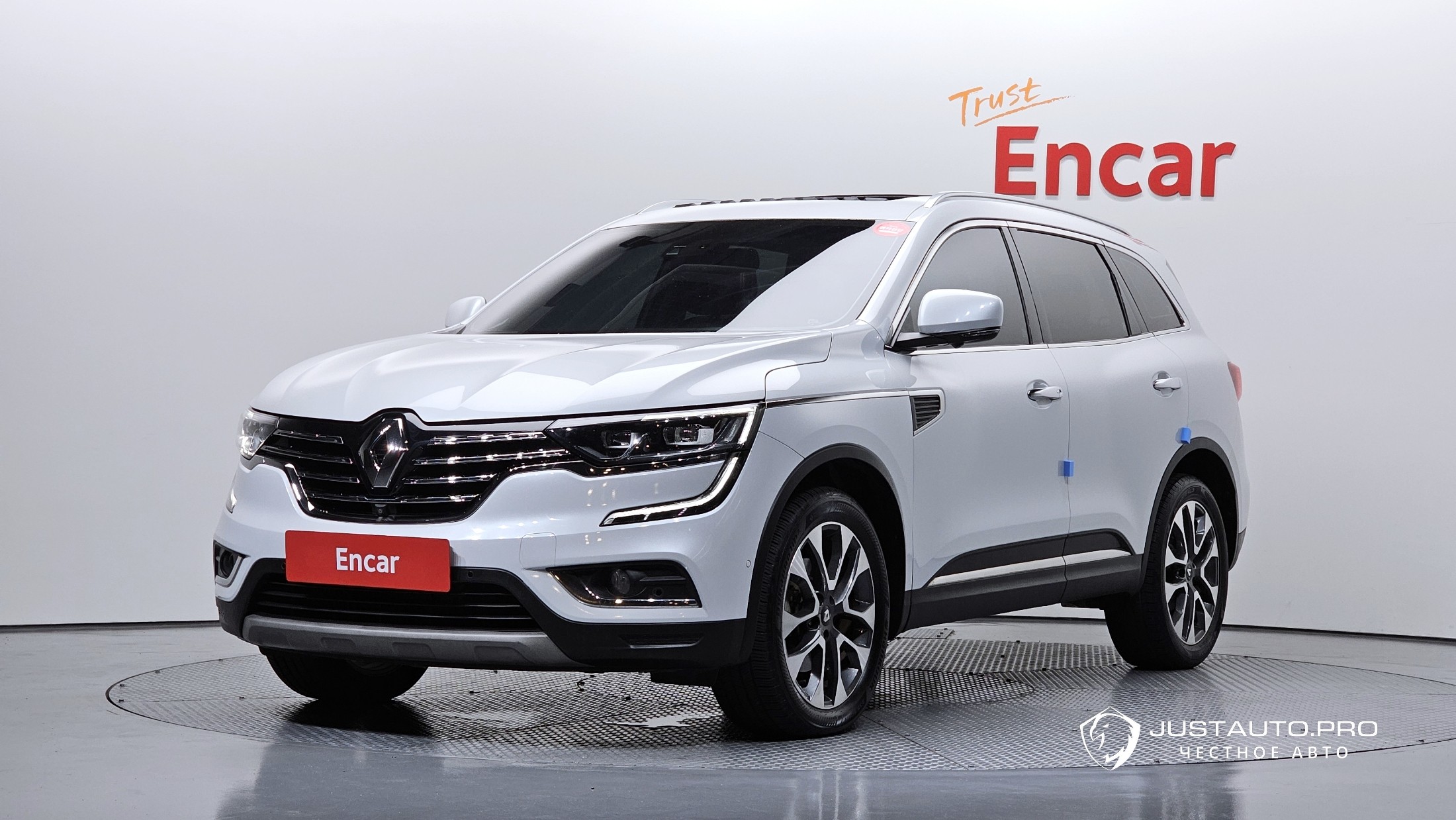 Автомобиль Renault-KoreaSamsung QM6