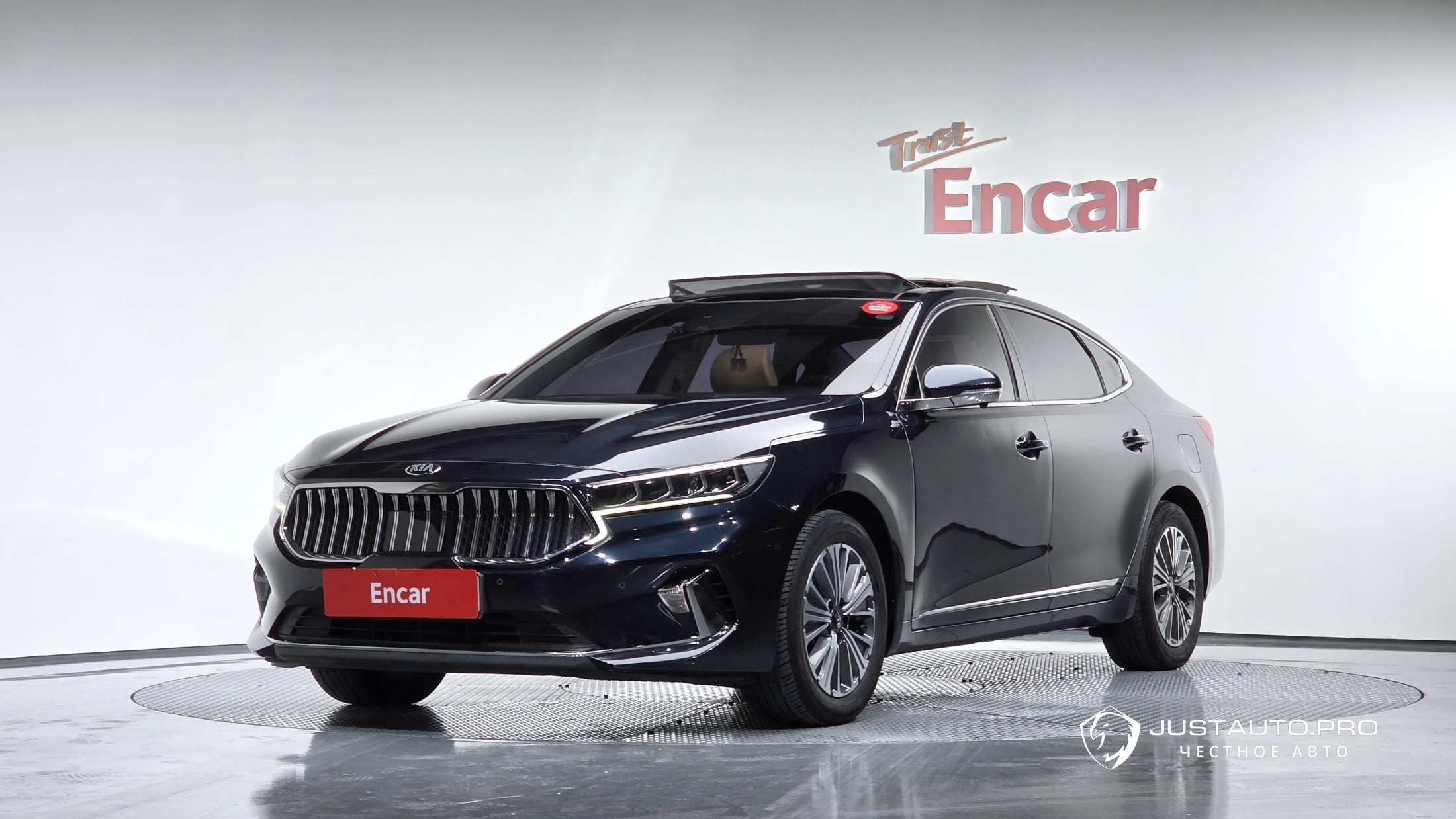 Автомобиль Kia K7