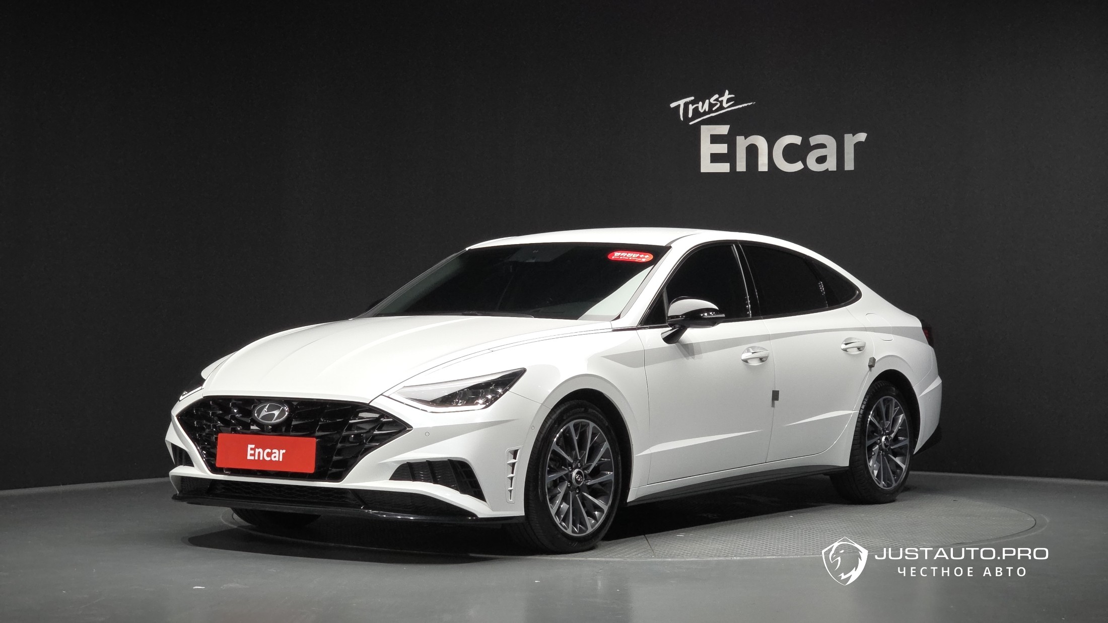 Автомобиль Hyundai Sonata