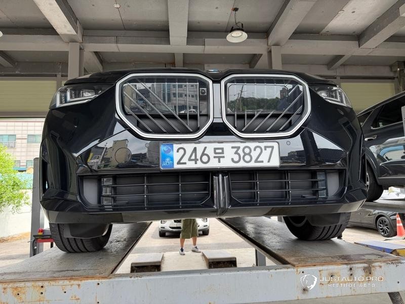 Автомобиль BMW X3