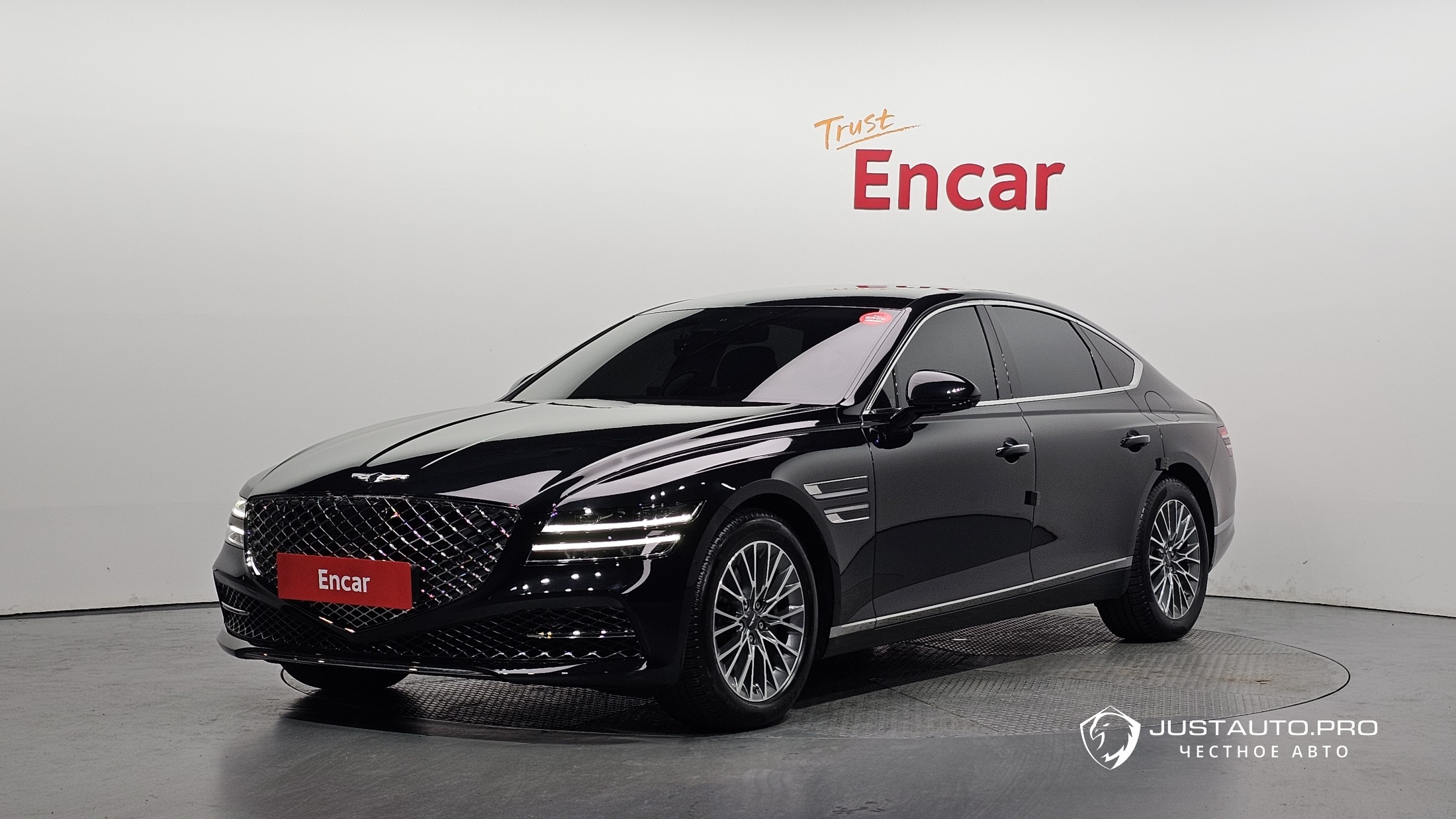 Автомобиль Genesis G80