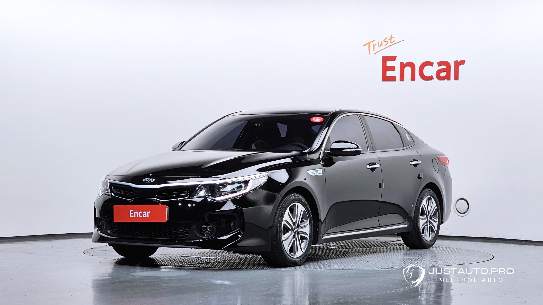 Автомобиль Kia K5