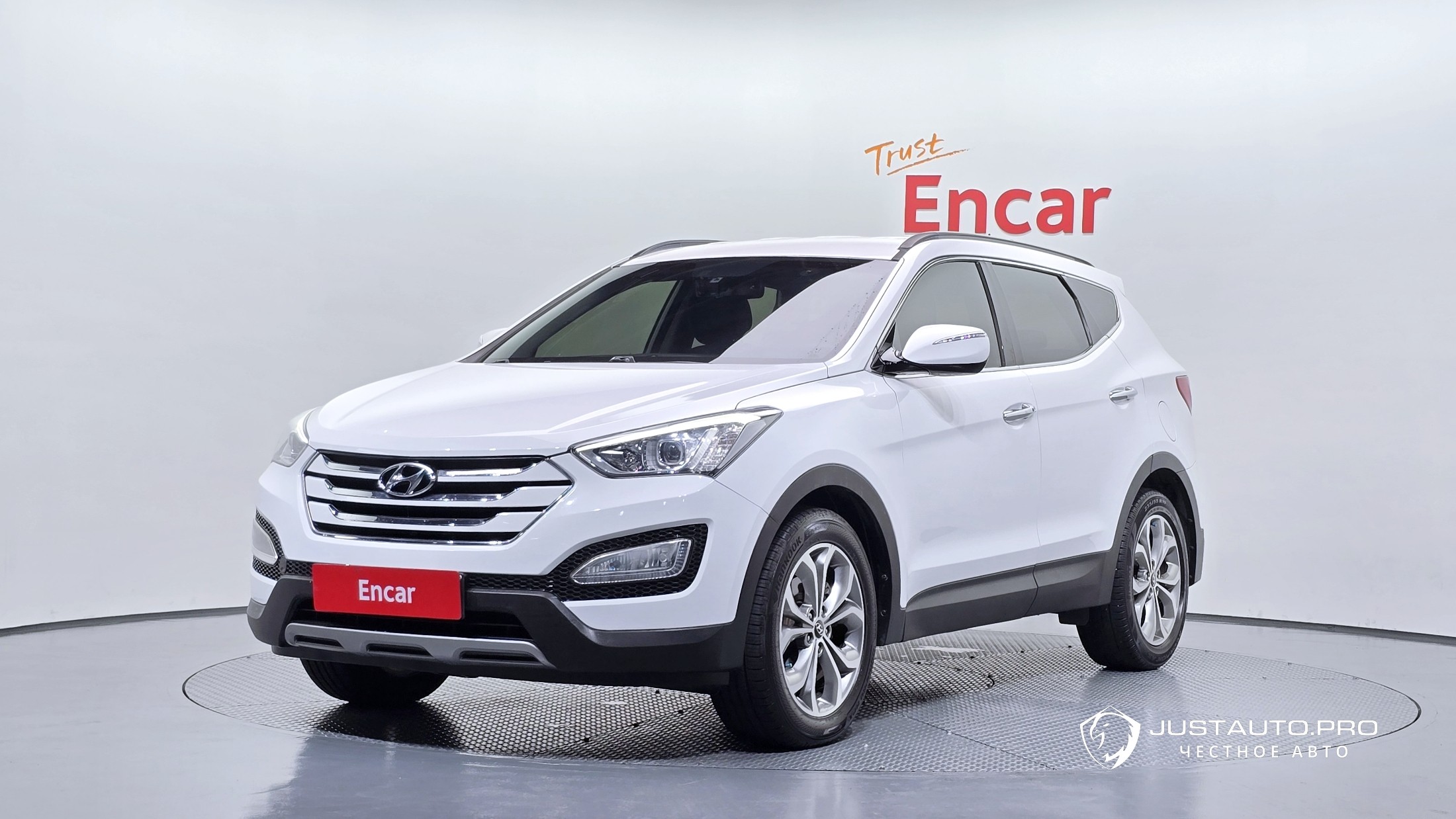 Автомобиль Hyundai Santafe