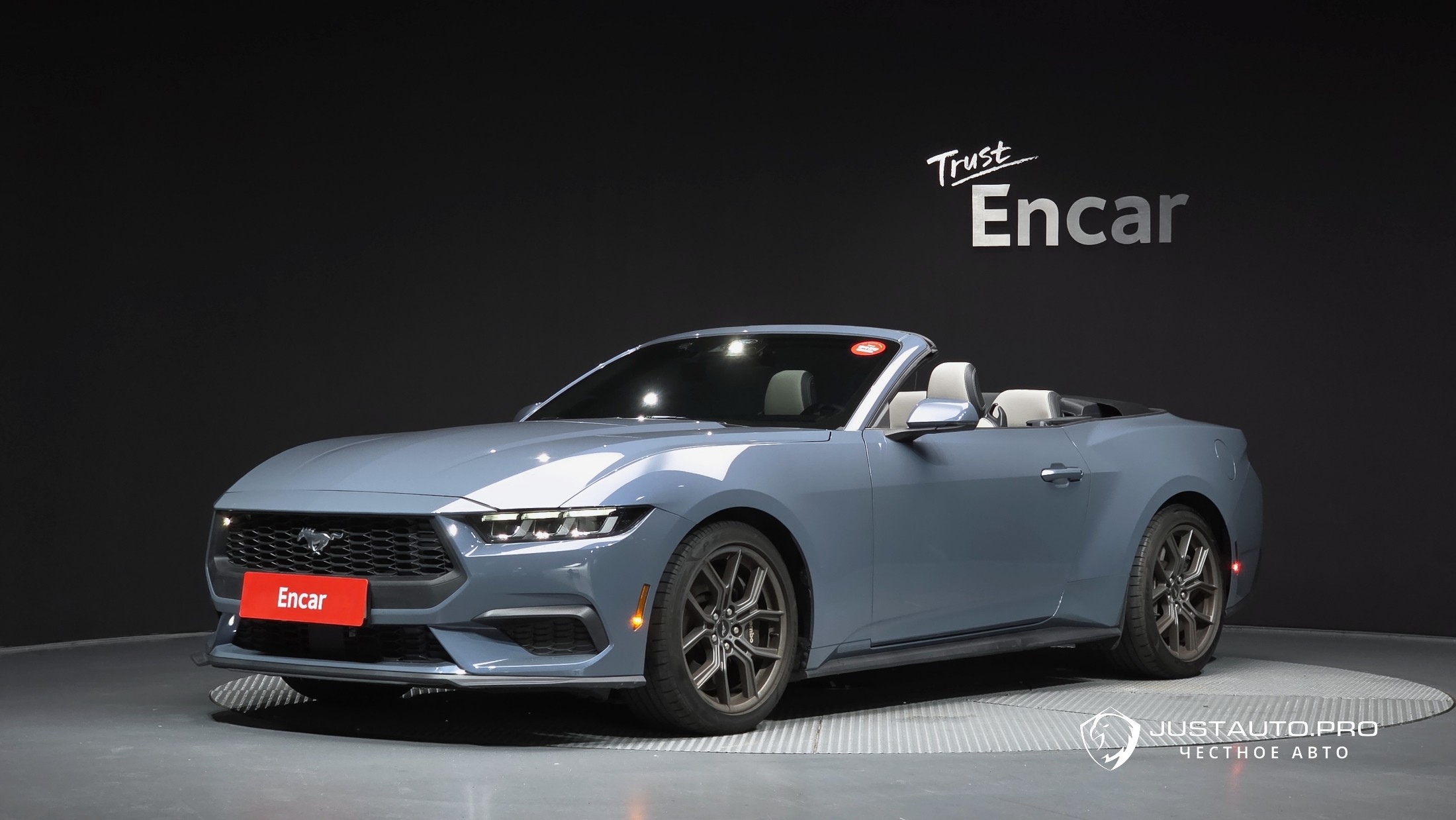 Автомобиль Ford Mustang