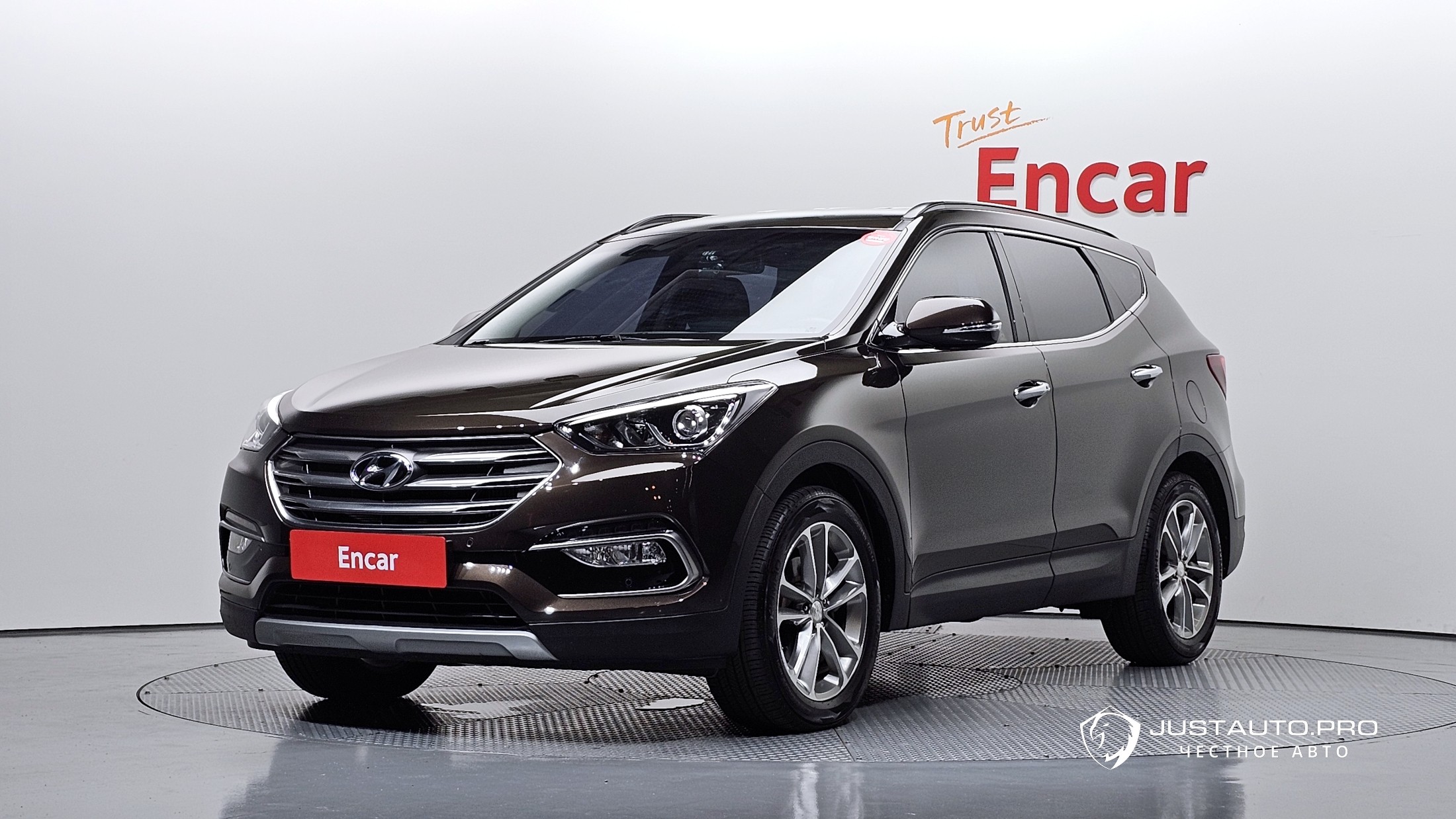 Автомобиль Hyundai Santafe