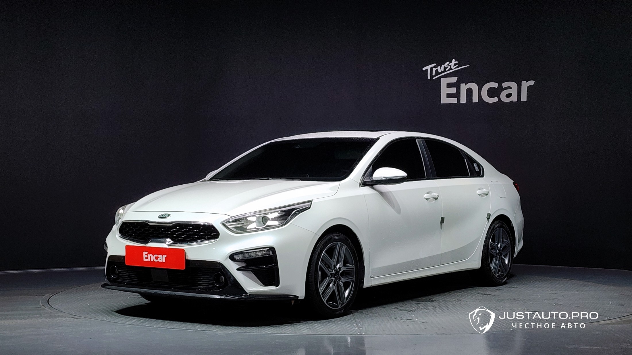 Автомобиль Kia K3