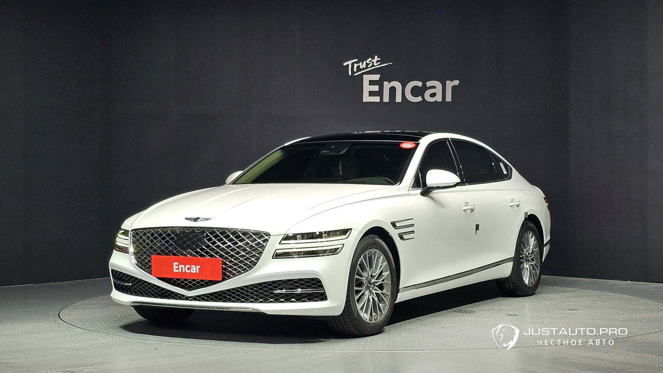 Автомобиль Genesis G80