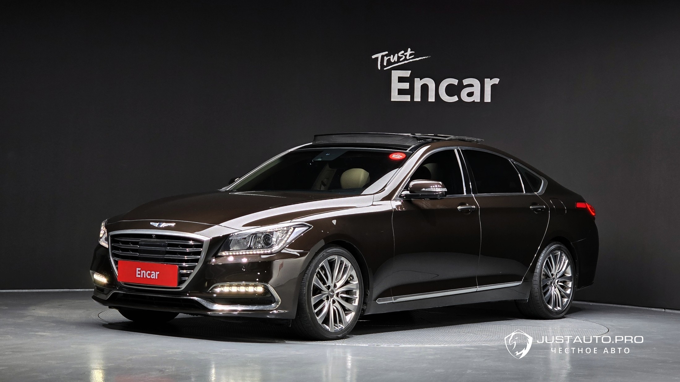 Автомобиль Genesis G80