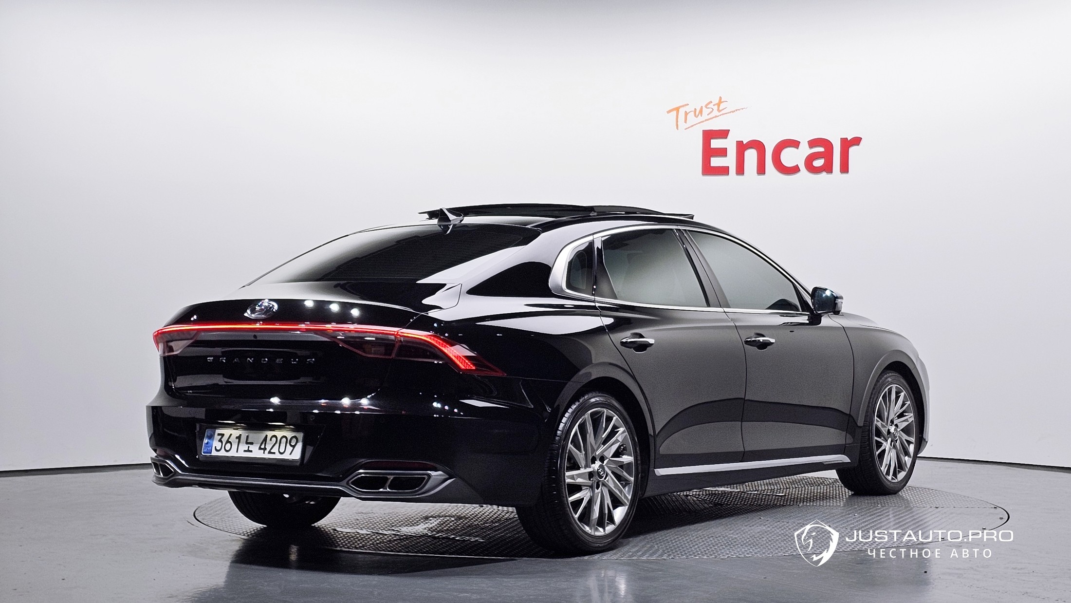 Автомобиль Hyundai Grandeur