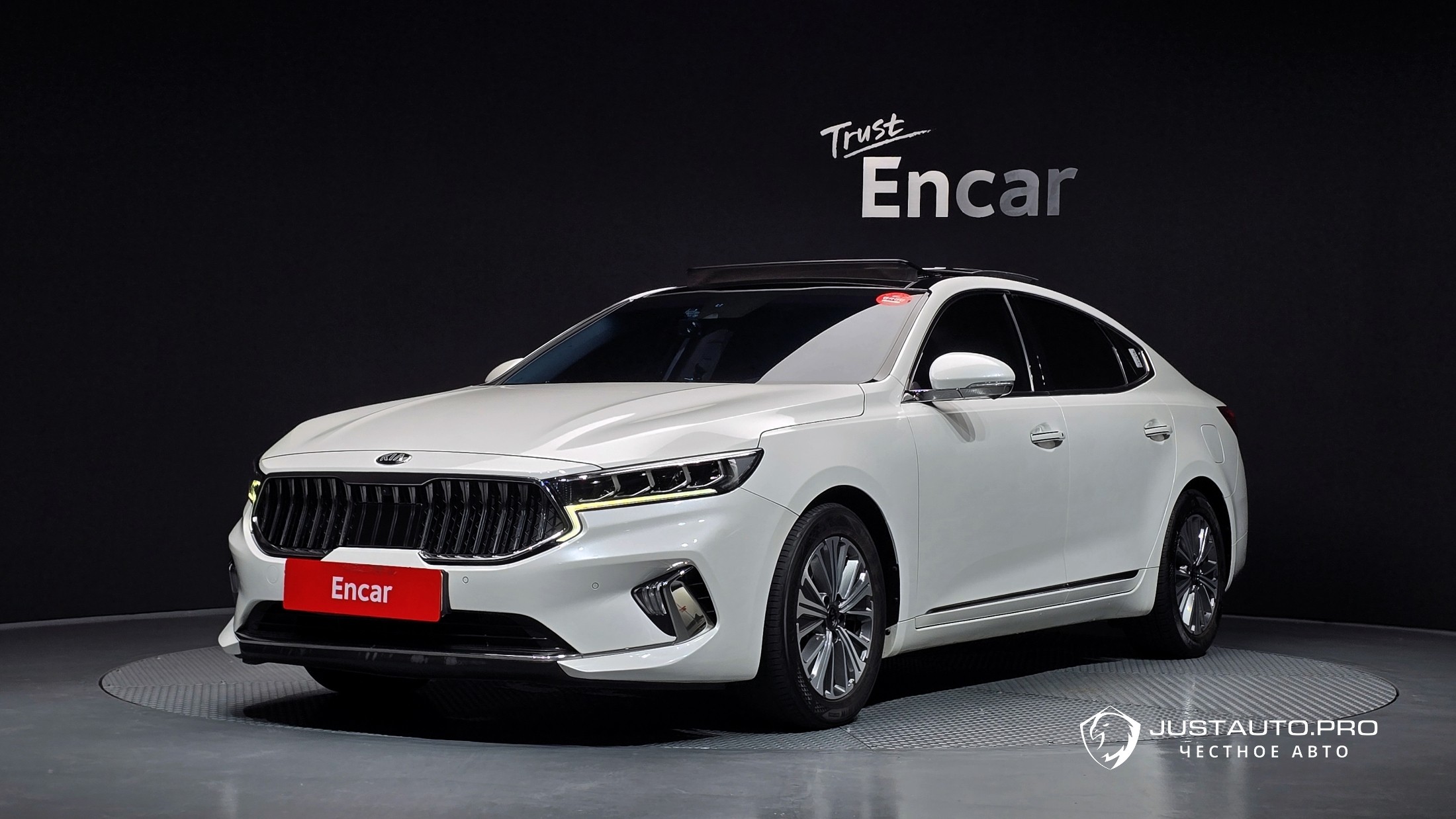 Автомобиль Kia K7