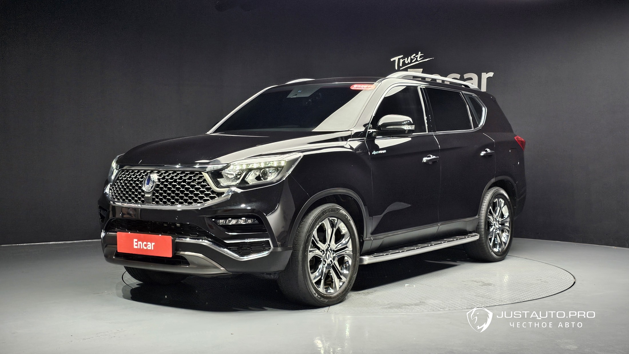 Автомобиль KG_Mobility_Ssangyong Rexton