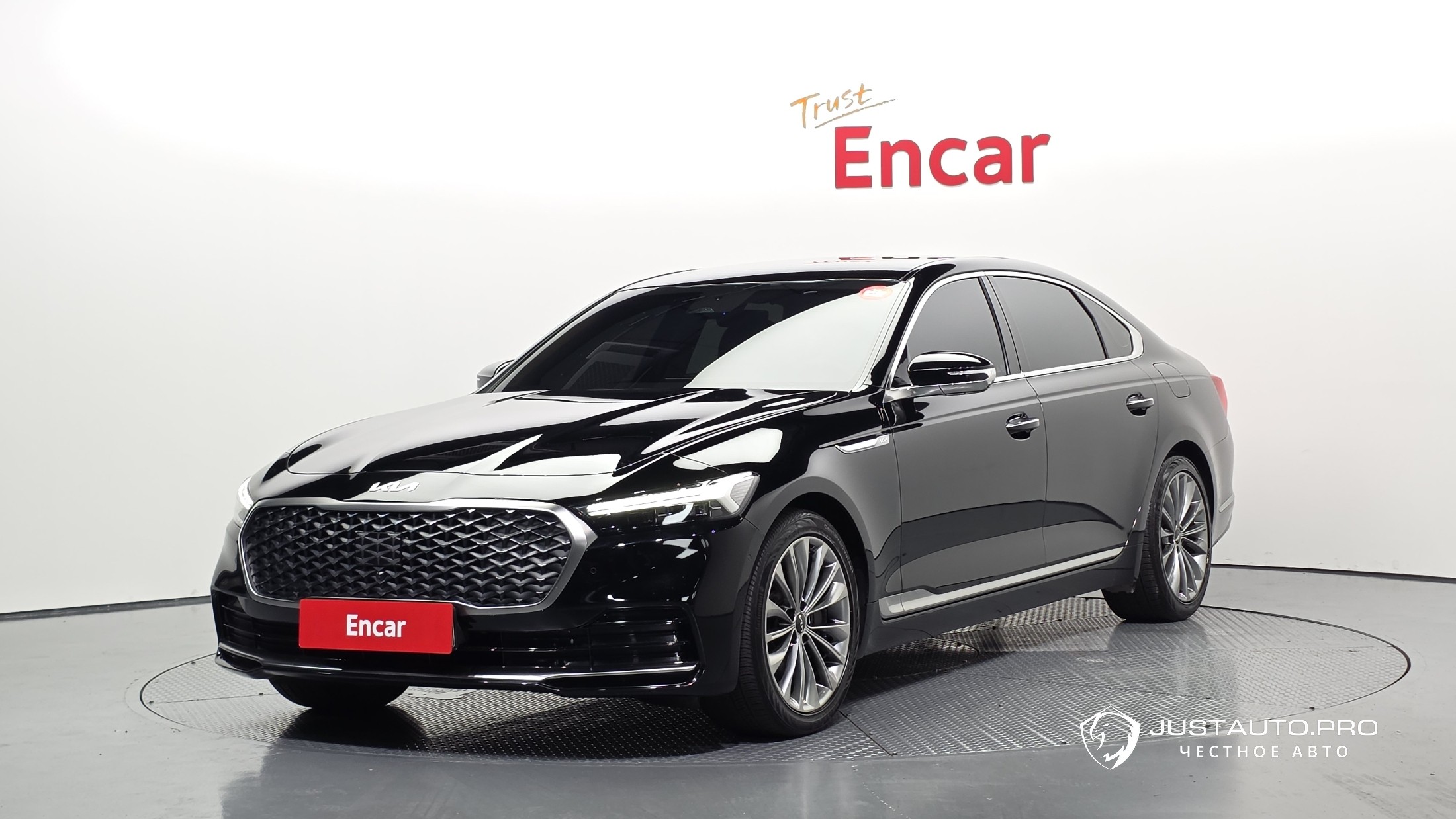 Автомобиль Kia K9
