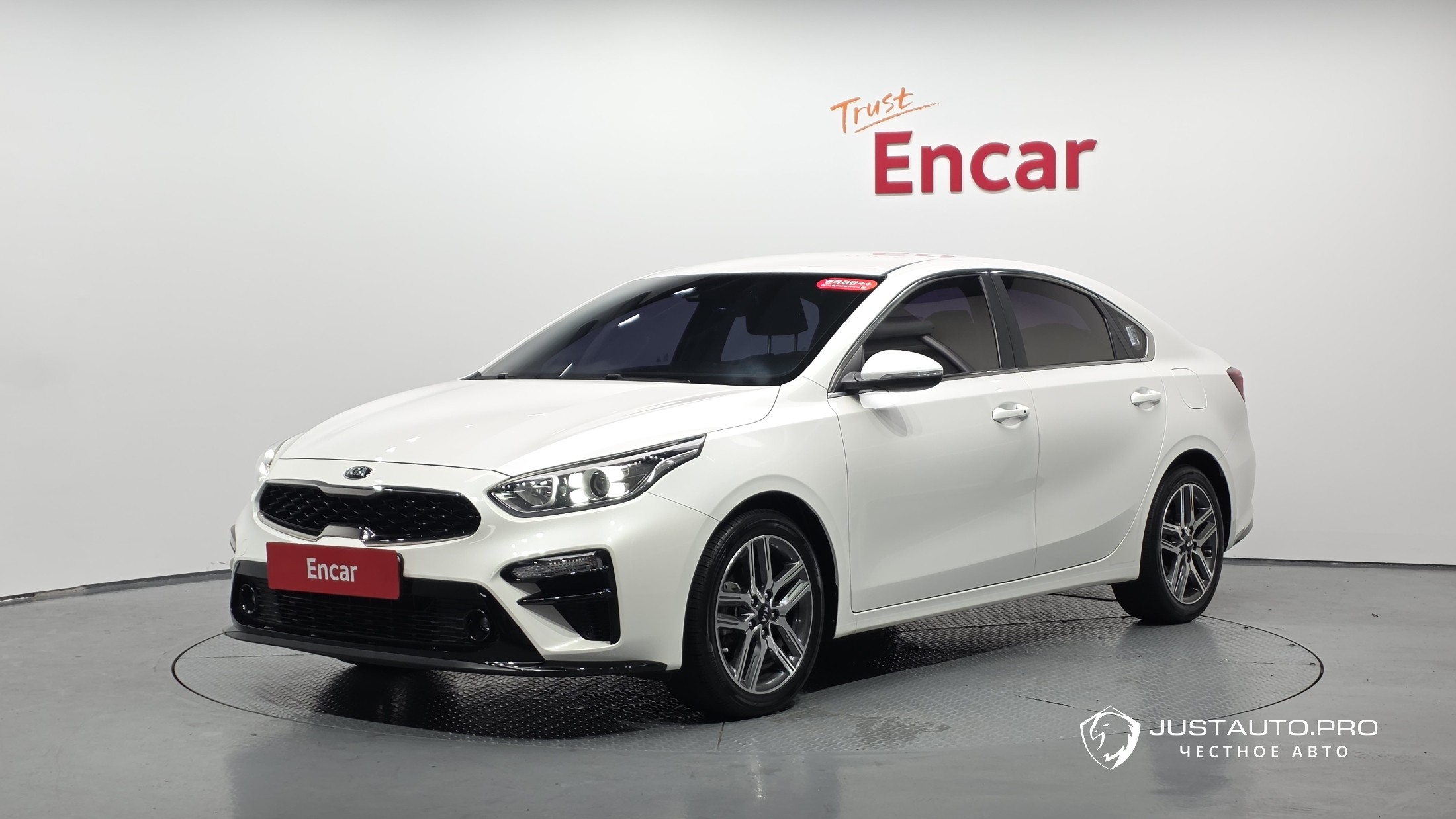 Автомобиль Kia K3